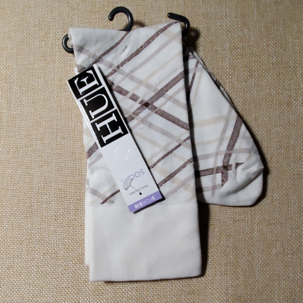 Hue Ivory Plaid Ultrasmooth Sock